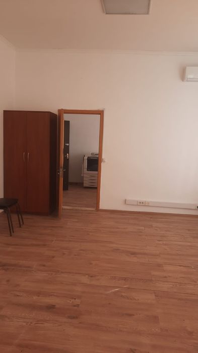 Сдаётся офисное помещение 45кв2.