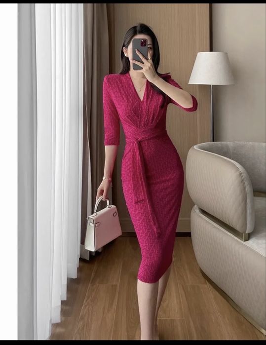 Платья длина миди б/у