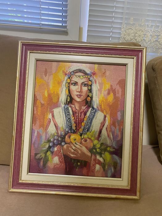 Гоблен ,, Момиче с плодове”