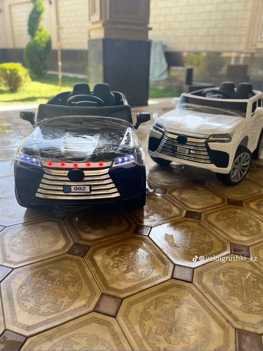 Детский машина Lexus