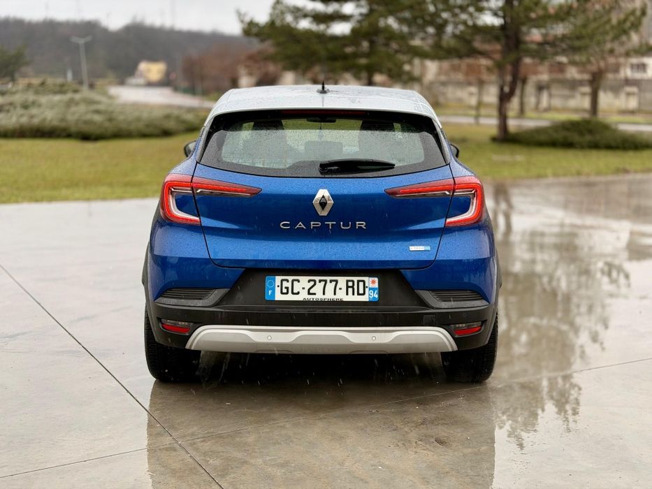 Renault Captur E-Tech Hybrid, 145 CP, Automat