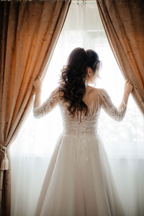 Vând rochie de mireasă