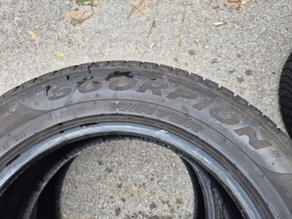 2бр. 215/65/17 Pirelli Scorpion Winter зимни гуми