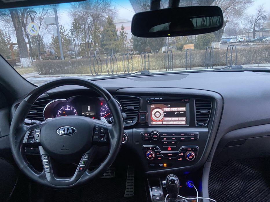 Киа оптима  продажа срочно