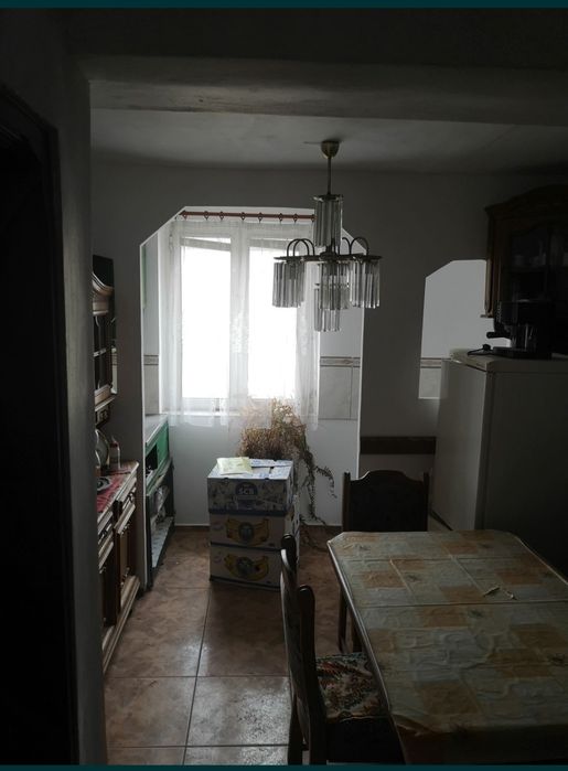 Vand Apartament Alesd BL D2 cu mansarda  2 beciuri +2 locuri parcare