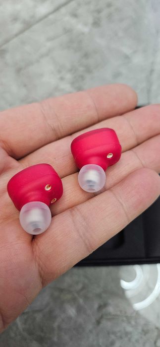 Casti Luxury Bluetooth Waterproof (signal 10 m) (+ power bank )