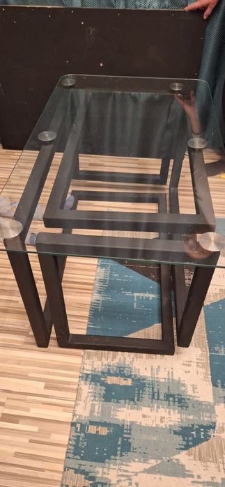 Masa metalica cu blat din sticla