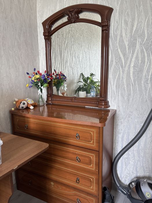 Спальный гарнитур россиского пройзводства