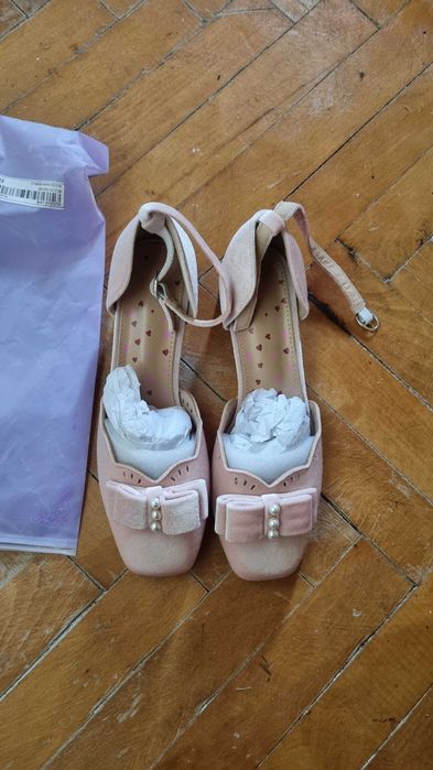 Pantofiori roz femei