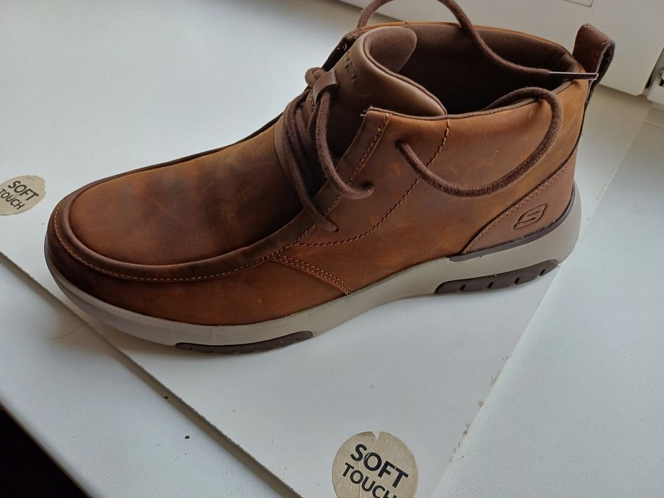 Ghete piele Skechers 43 noi