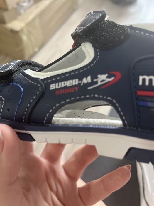 Продам летние сандали для мальчика