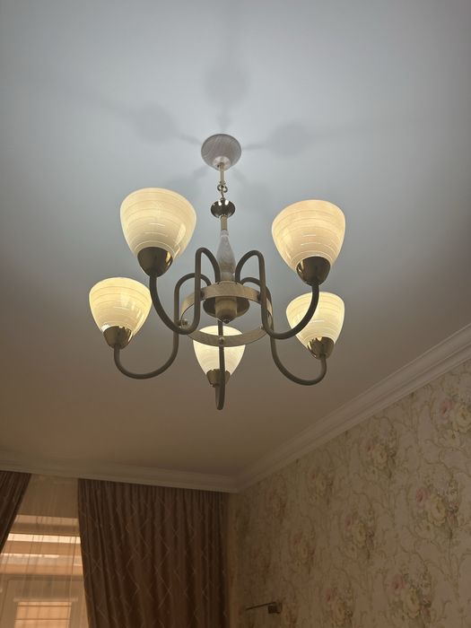 Люстралар сатылады