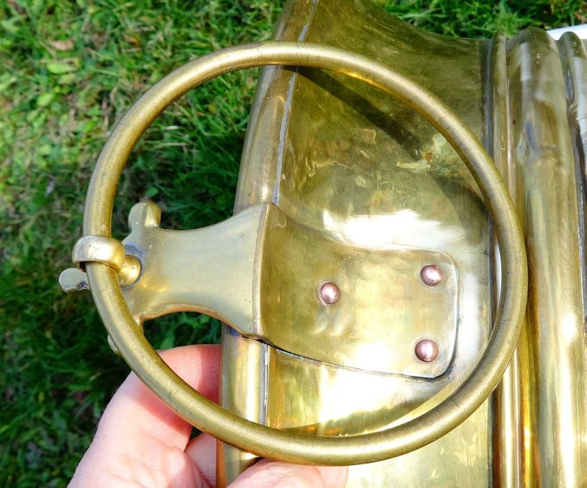 Бронзова кашпа, саксия, котел, съд за дърва,менче 30 литра.