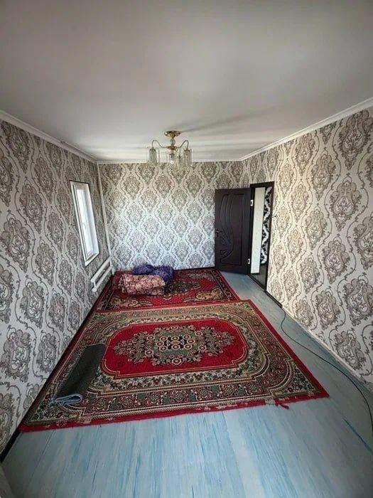 3/7/9. Сергели 2. Дом блочный, квартира 80 м². Метро - 500 м