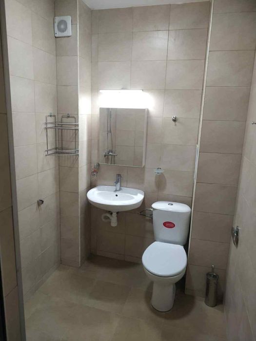 Дава се под наем Двустаен апартамент в Пловдив, Център - 70 кв.м за 434 € - Снимка #3