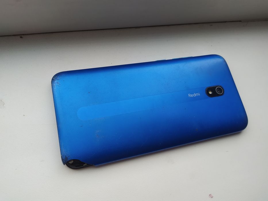 Продам телефон Redmi 8A