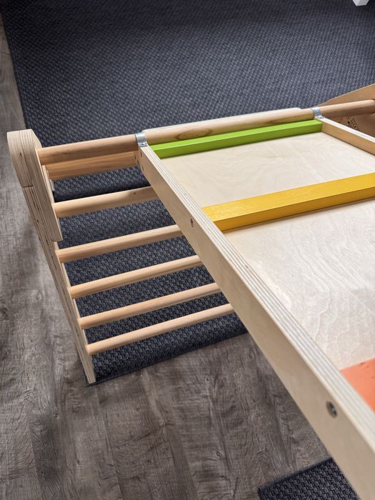 Триъгълник на Пиклер 2 в 1 - пързалка и стена за катерене