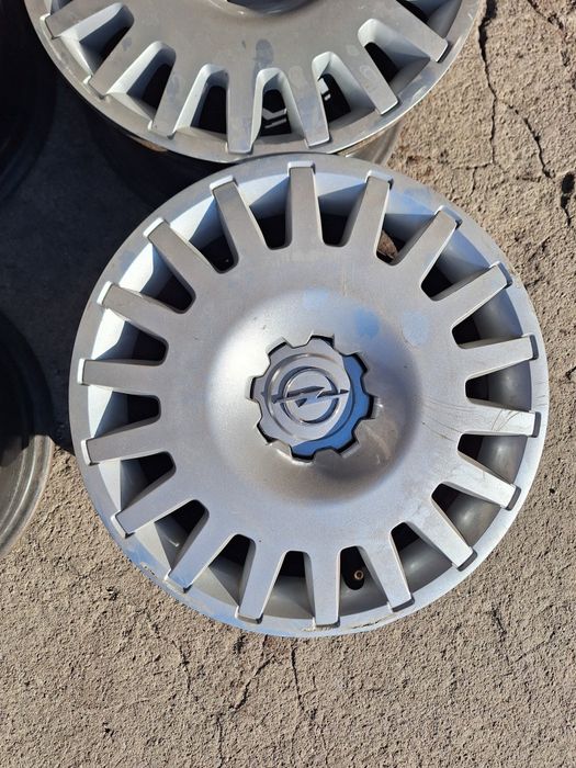 Опел-15цола-4/100-1бр.-35лв.-с тасове оригинални