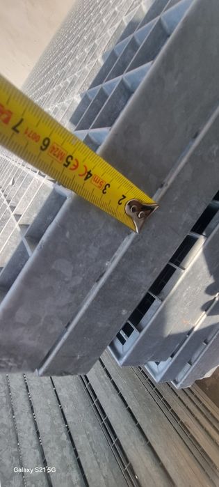 Grilaje zincate la ori ce dimensiunie