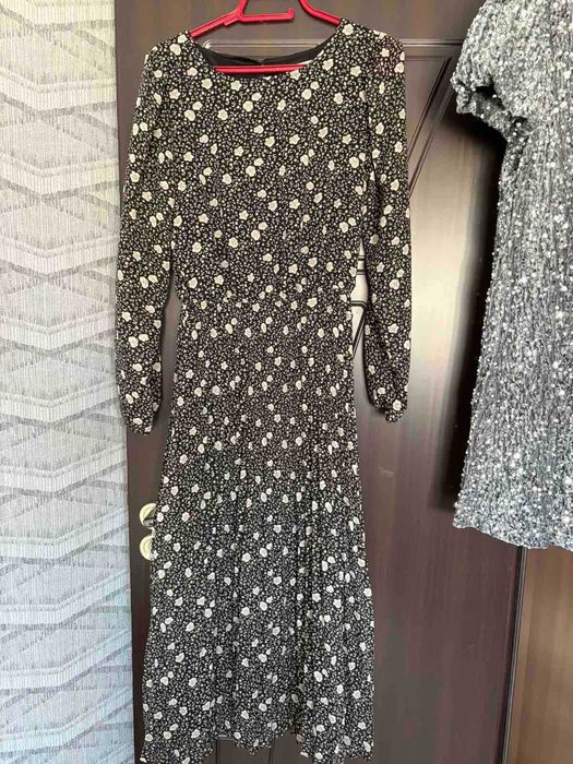 Дамски рокли различни модели