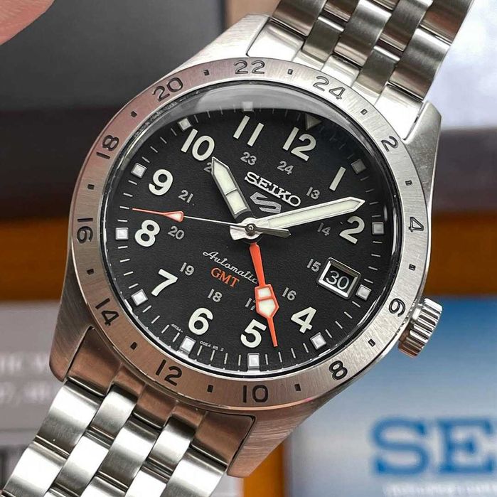 Ceas Seiko 5 Field GMT