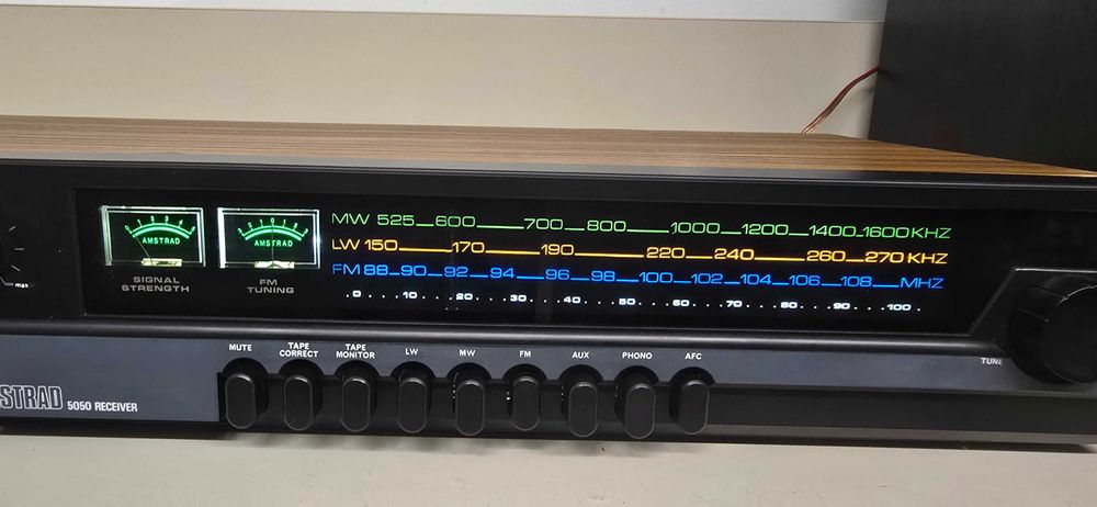 Receiver vintage Amstrad 5050