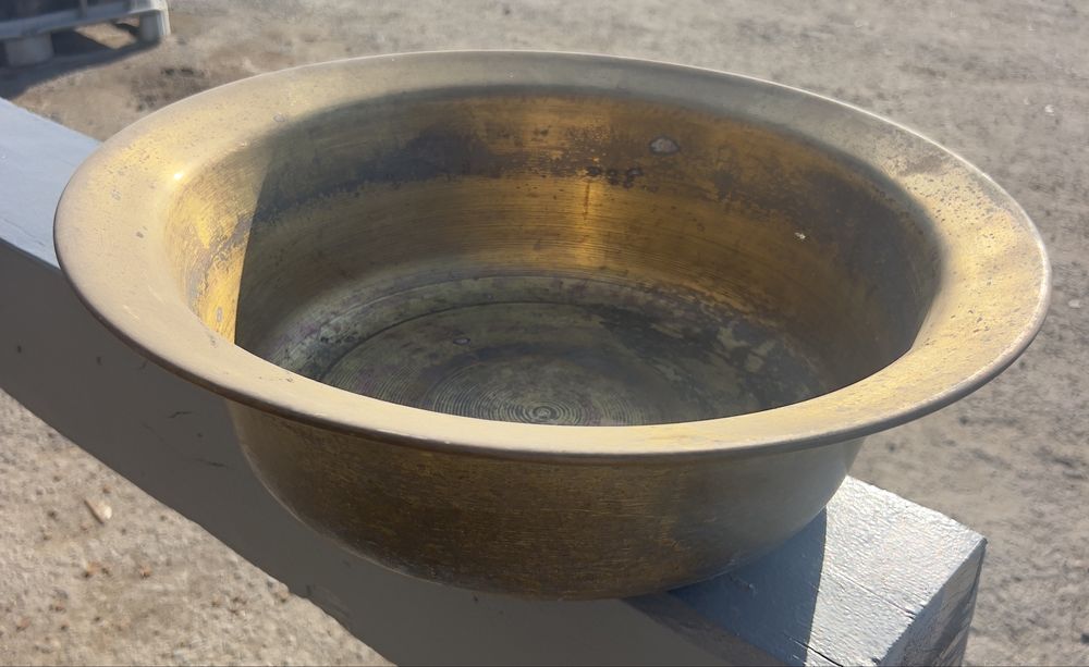 Продам тазик латунный советское катчество