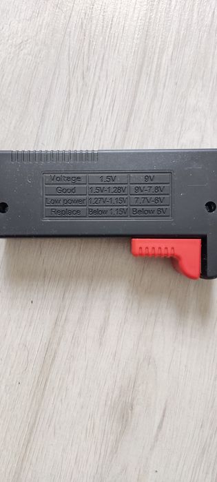 Измеритель напряжения