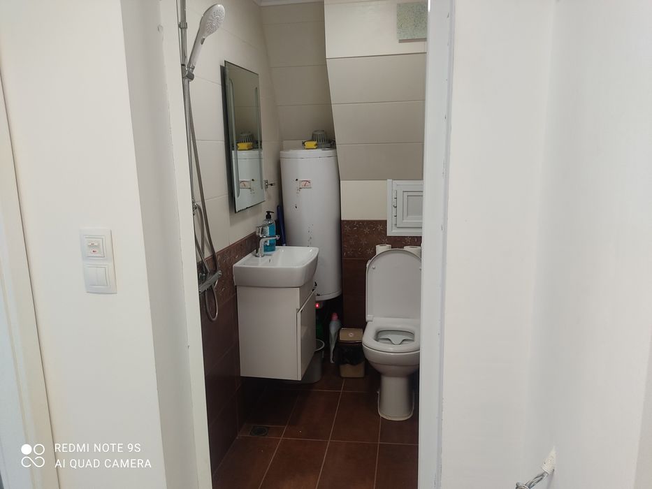 Студио за нощувки с парко място в град Бургас във Възраждане