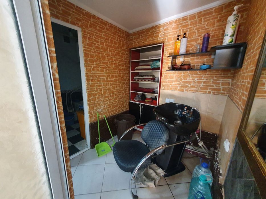 Офис ва салон сартарошхонага арендага берилади