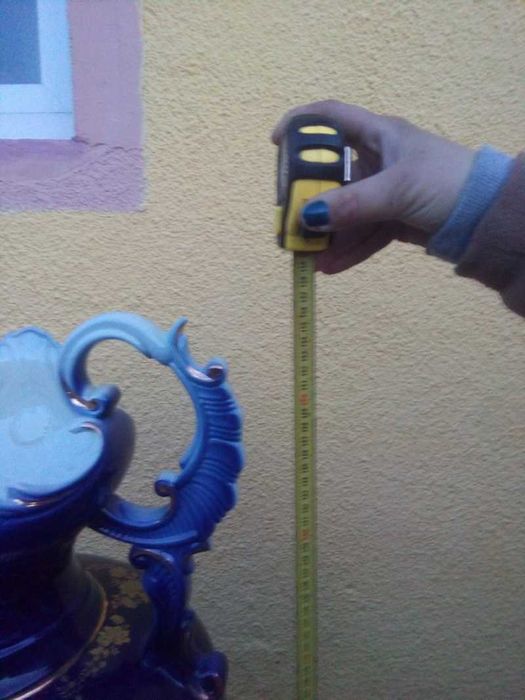 Pedestal cu vaza