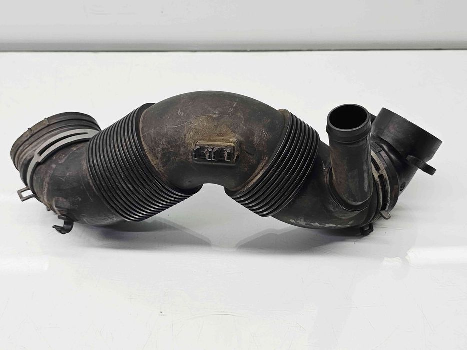 Tub admisie aer Volkswagen Passat B6 (3C2) [Fabr 2005-2010] 3C0129654