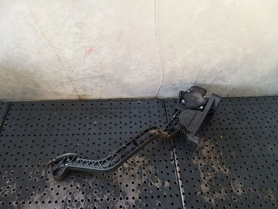 Pedala acceleratie 1.3 mjt fiat doblo 119 223 0281002415 46778586 3802230040