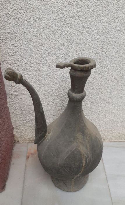 Антиквар буюмлар