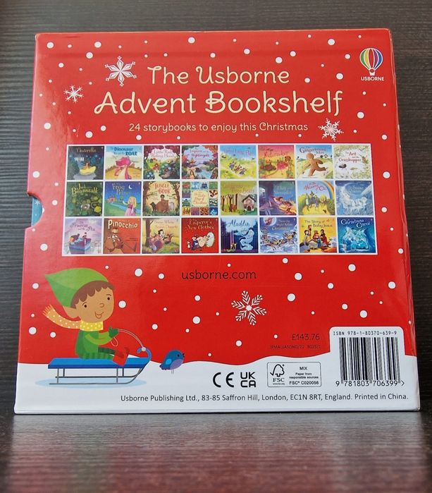 Christmas bookshelf 24 carti