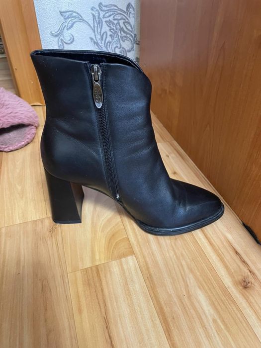 Продам ботильоны