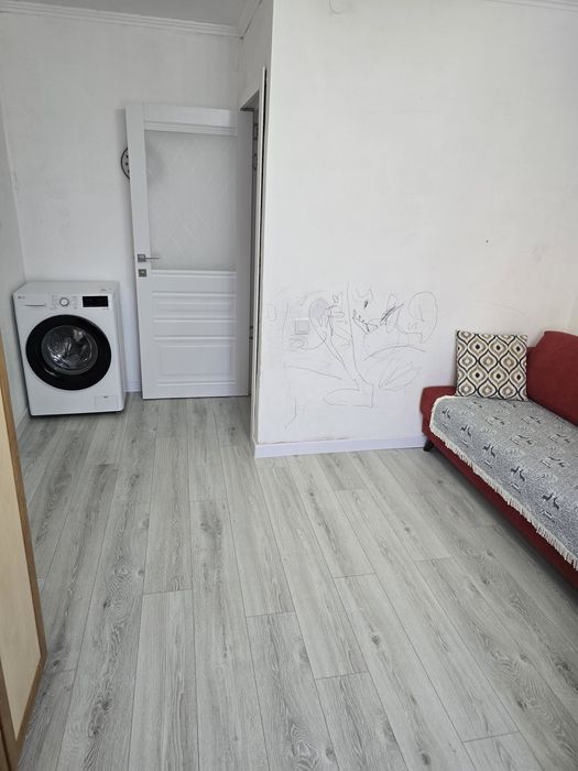 Продается двухкомнатная квартира.