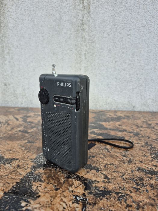 Radio portabil marca Philips model D1240/02