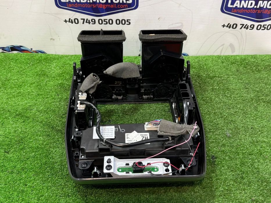 PANOU CENTRAL COMANDA CLIMA AUDIO NISSAN LEAF EM57 ELECTRIC 2016 COD OEM 682603NLOA 687513NLOA 2011-2017