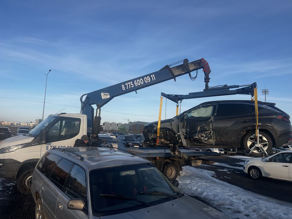 Эвакуатор, с краном