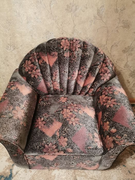 Миниатюрное кресло