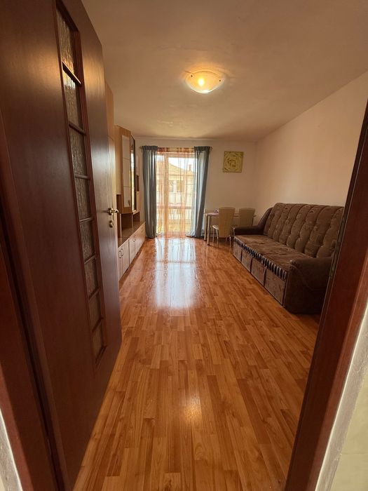 Vand garsoniera confort renovata.