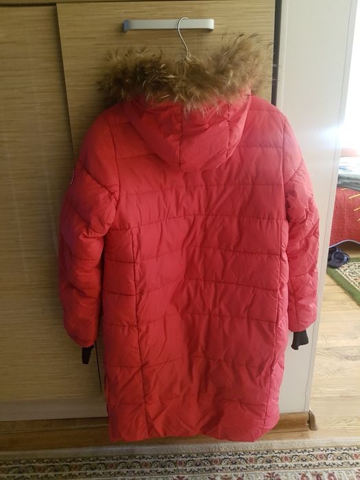 Зимний  пуховик  для девочки