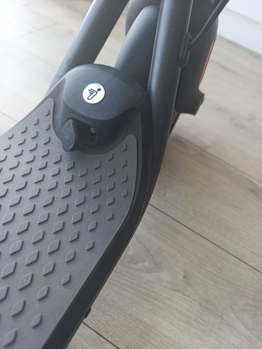 Електрически скутер Segway Ninebot F40I