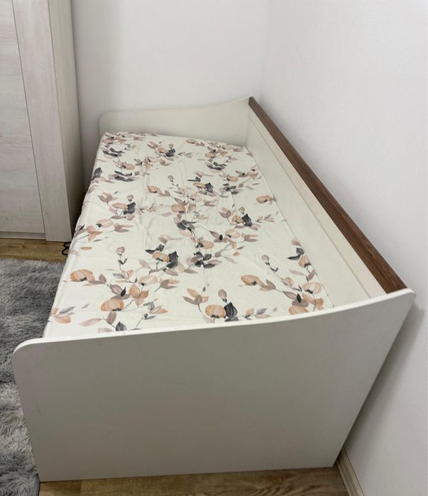 Продам кровать 90*200