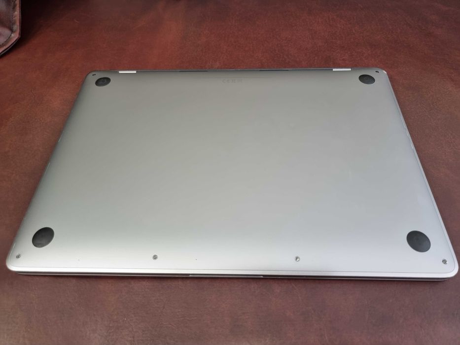 Apple MacBook PRO