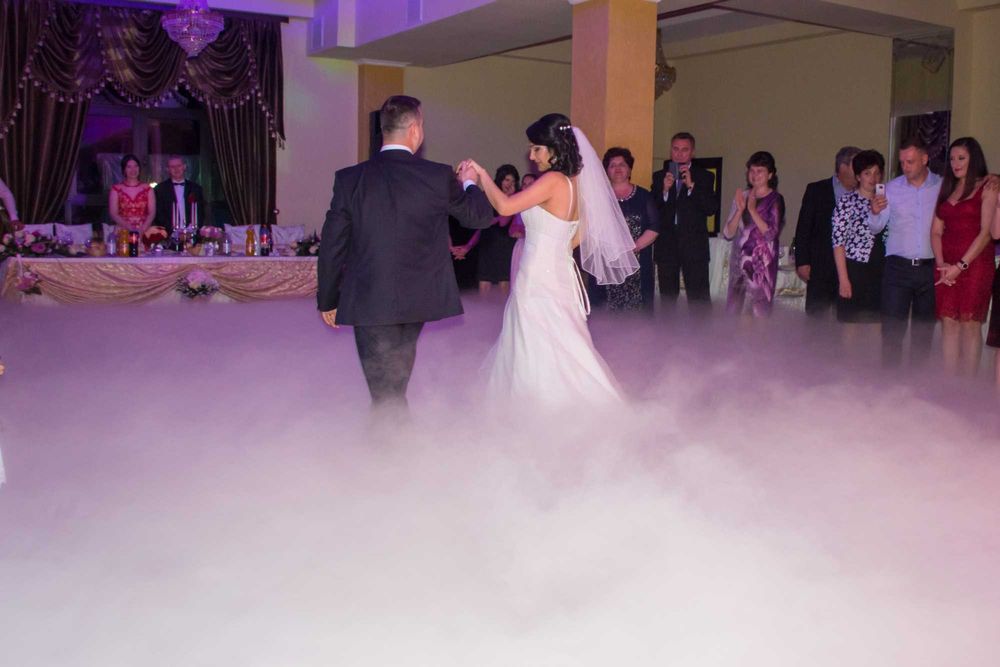 Fum Greu Artificii GheataCarbonica CabinaFoto DjSonorizari Baloane Fum