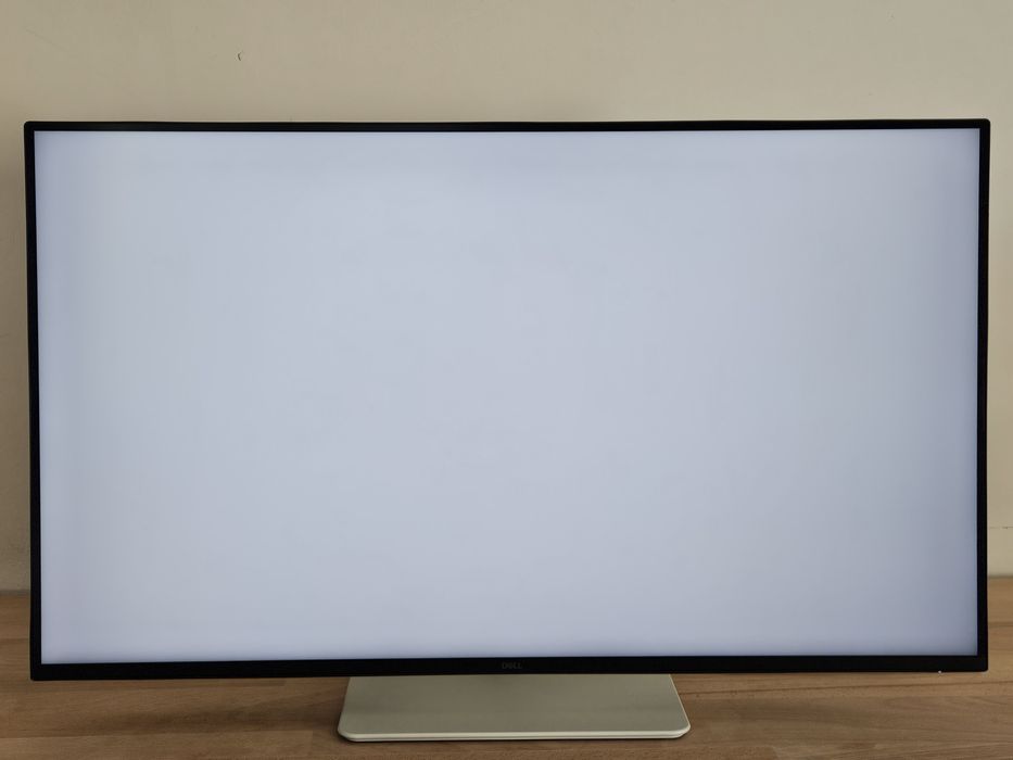 монитор 31.5" 4k 120hz  Dell S3225qs