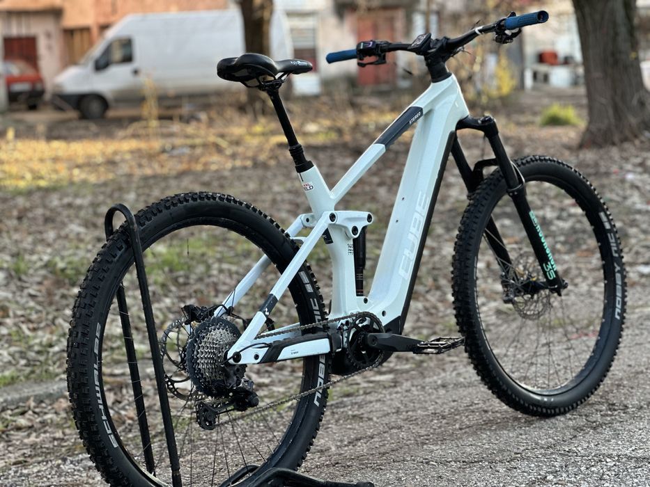 Електрически велосипед Cube Stereo 140 Карбон