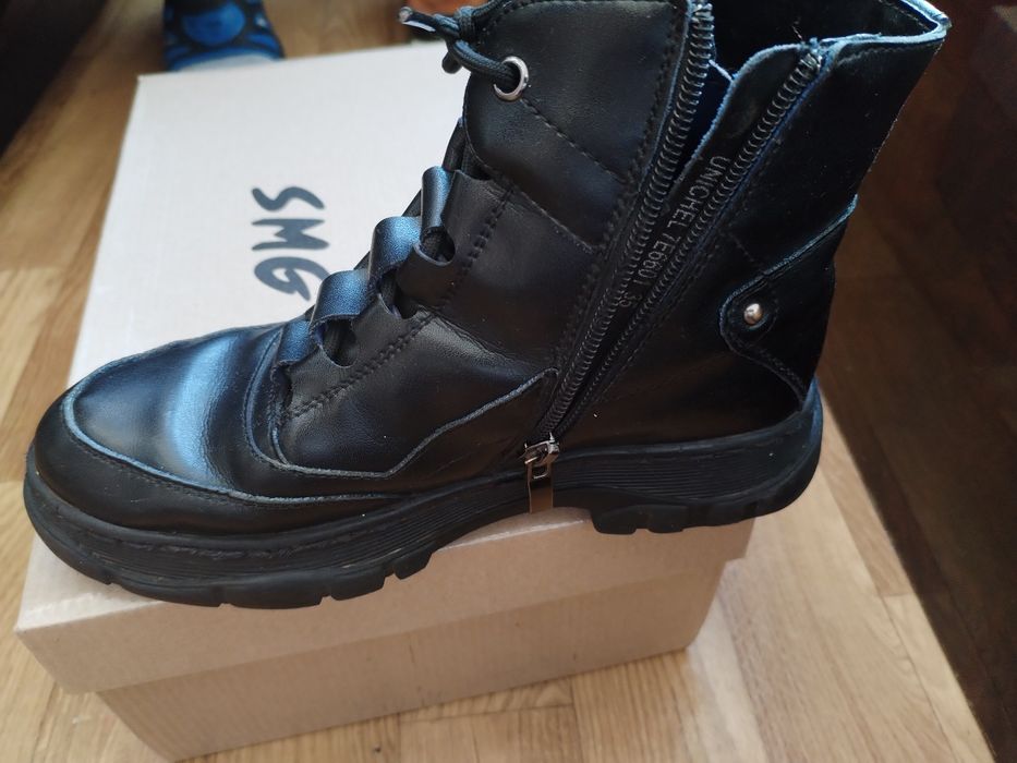 Ботинки весенние кожанные